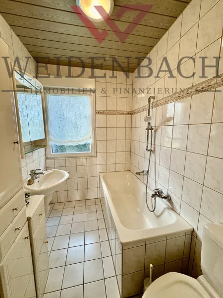 Badezimmer Wohnung 1