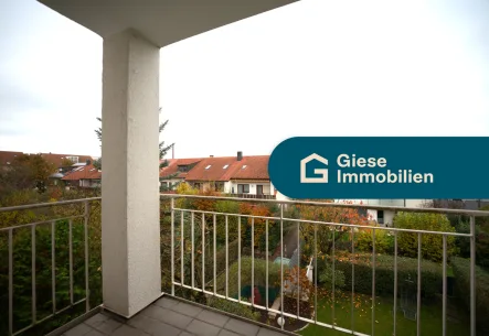 Titelbild_mit_Banner - Wohnung mieten in Kornwestheim - Schicke 2,5 Zimmerwohnung mit 2 Balkonen und TG-Stellplatz!