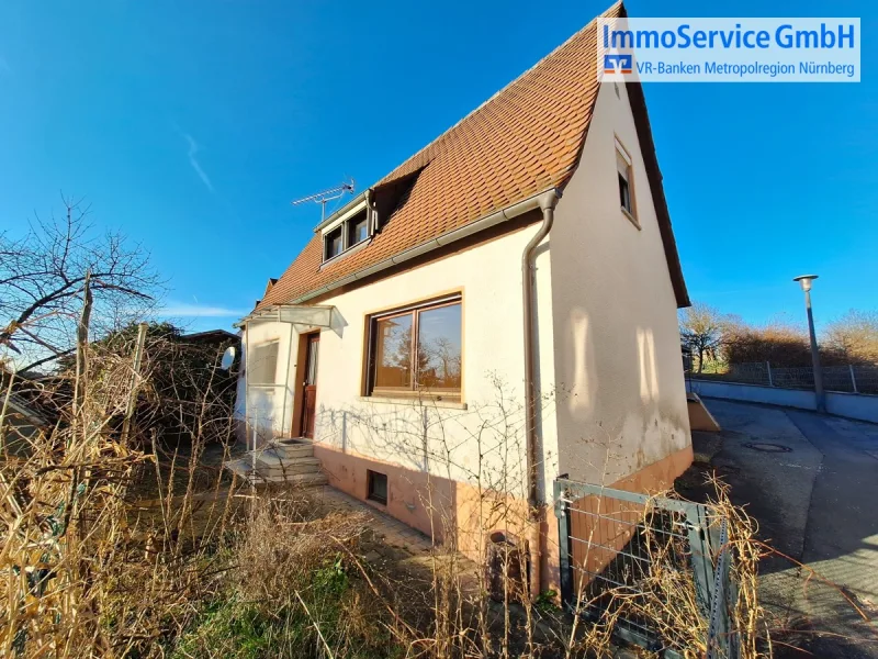 Titelbild - Haus kaufen in Reichenschwand - Renovierungsbedürftiges Einfamilienhaus