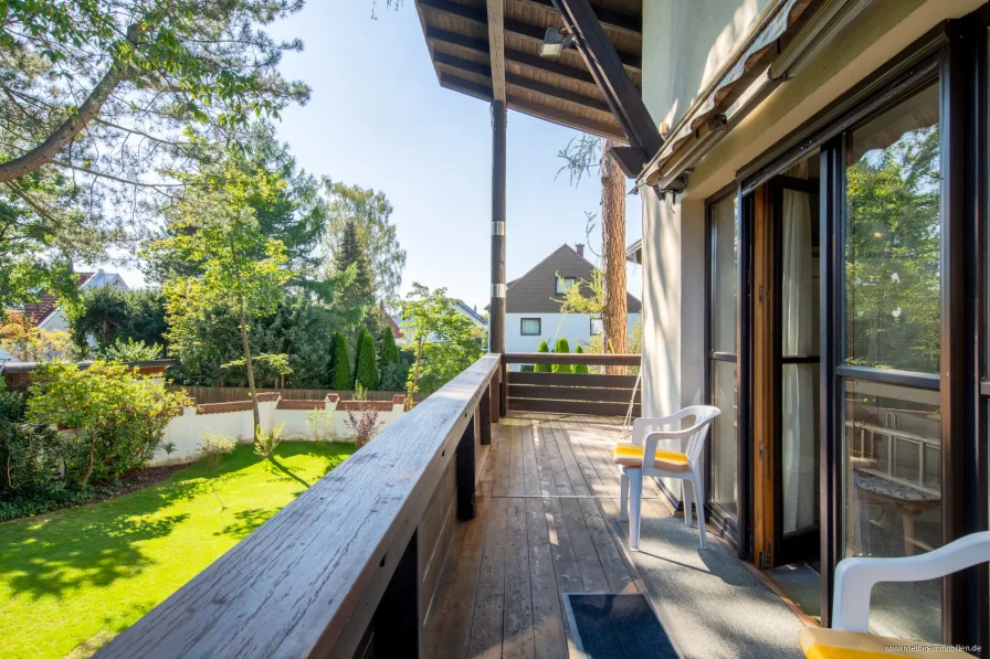 Balkon mit Blick ins Grüne