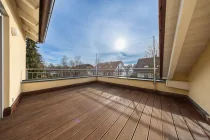 weitläufige Dachterrasse