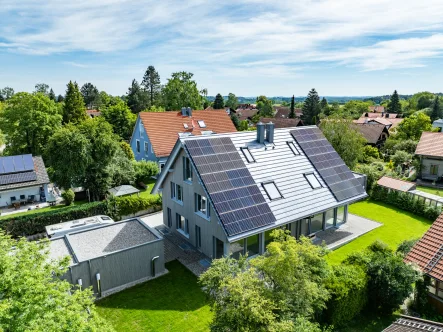 Außenansicht - Haus kaufen in Windach - Erstbezug: Exklusives Traumhaus mit Top-Energiebilanz - westlich vom Ammersee!