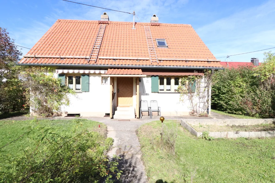 Objektansicht - Haus kaufen in Peiting - Viele Möglichkeiten! Wohnhaus mit Nebengebäude in ruhiger Wohnlage von Peiting