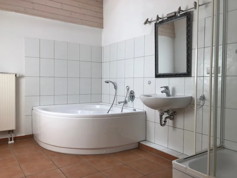 Badezimmer DG