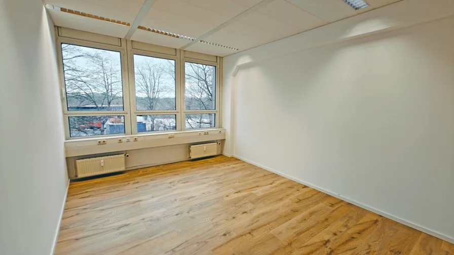 Bürofläche Haus 1, 1. OG rechts - Büro/Praxis mieten in Unterschleißheim - Verschiedene Größen, Top-Preise