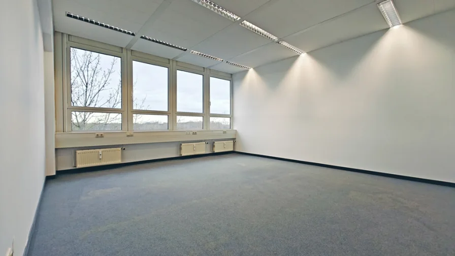 Bürofläche Haus 1, 3. OG rechts - Büro/Praxis mieten in Unterschleißheim - Verschiedene Größen, Top-Preise