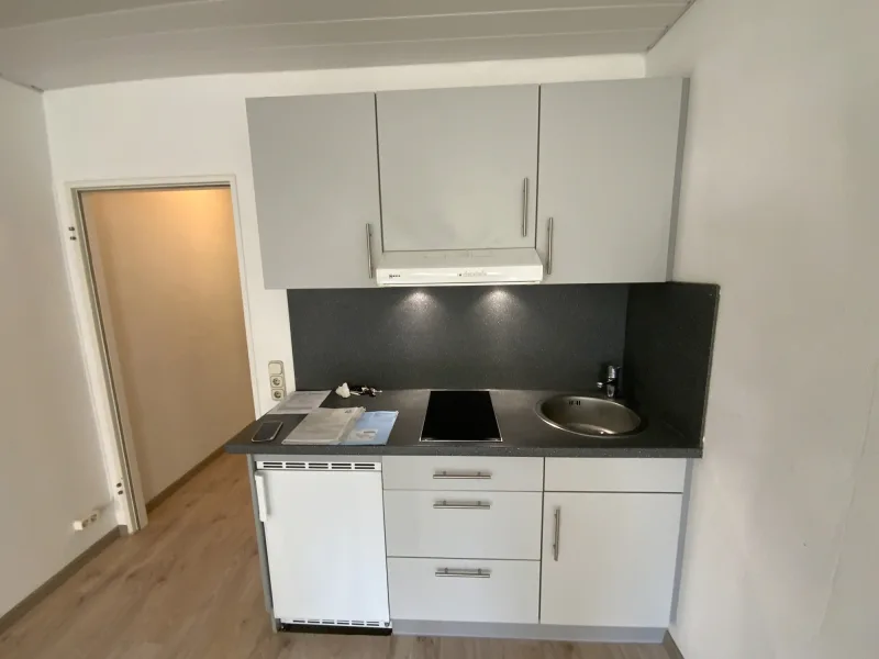 Küche - Wohnung kaufen in München - Erbbaurecht- freies Apartment,  Haidhausen/Au - Nähe Gasteig