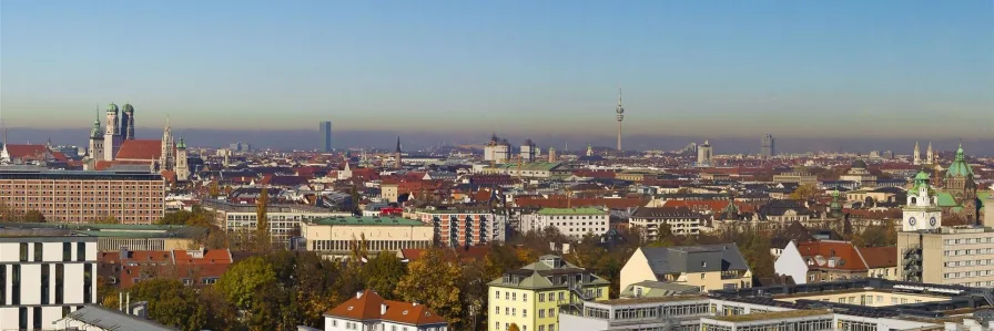 Ausblick ZOOM - Wohnung kaufen in München - Erbbaurecht - freies, gut  möbliertes App. mit herrlichem Blick über München - Nähe Gasteig