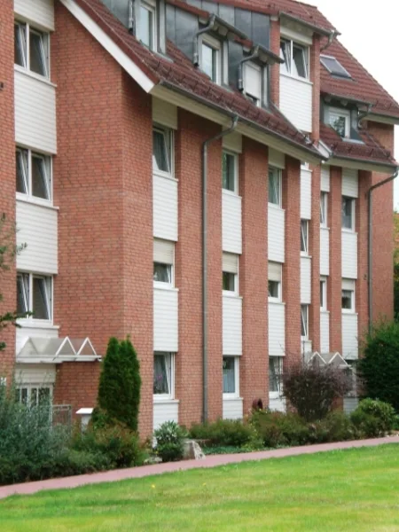 Hausansicht - Wohnung mieten in Feucht - Große 5 Zi. Maisonette Whg. für Individualisten in Feucht / Wohnung mieten