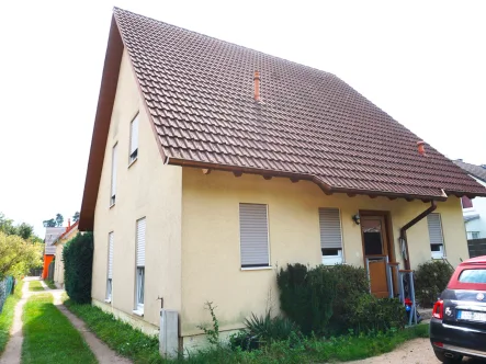 Hausansicht - Haus kaufen in Wendelstein - Freistehendes EFH mit 5 Zimmern in Röthenbach - St. Wolfgang / Haus kaufen