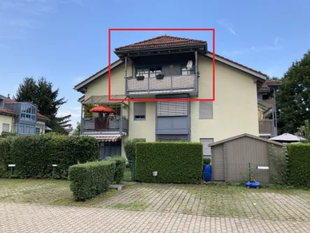 Außenbild  - Wohnung kaufen in Kolbermoor - Ciao Miete, Servus Eigentum! - gemütliche Dachgeschosswohnung mit zwei Balkonen in Kolbermoor!