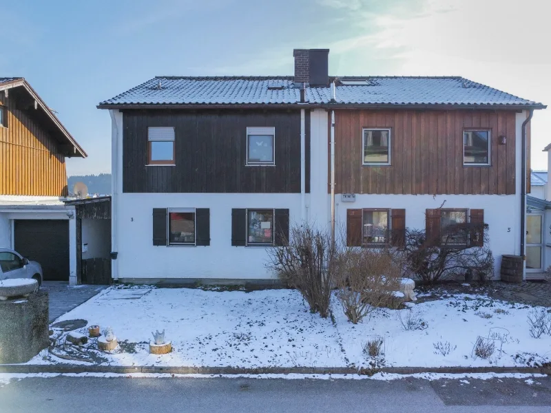 Außenansicht DHH links - Haus kaufen in Bruckmühl - Bieten Sie, bevor es jemand anderes tut! Traum-DHH mit Alpenpanorama im Bieterverfahren!