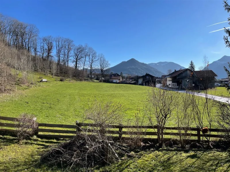 Freier Blick nach Süden - Wohnung kaufen in Schliersee - Solide Gartenwohnung mit Bergblick in Schliersee