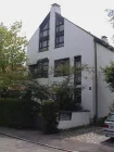 Modernes kleines Mehrfamilienhaus