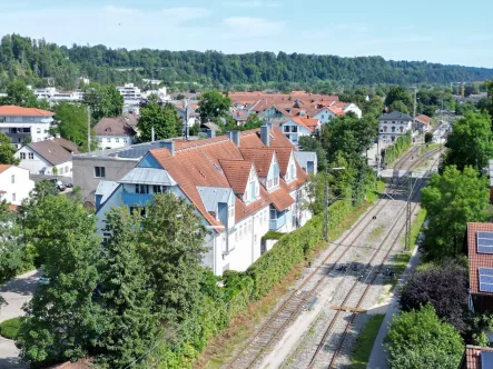 Luftaufnahme_8661 - Büro/Praxis mieten in Wolfratshausen - Gut geschnittene Gewerbeeinheit in zentraler Lage