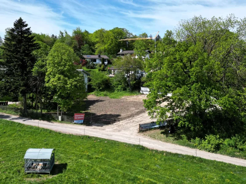 Ansicht von Süden - Grundstück kaufen in Icking - Naturnahes Baugrundstück mit genehmigtem Bauplan für Ihr Einfamilienhaus