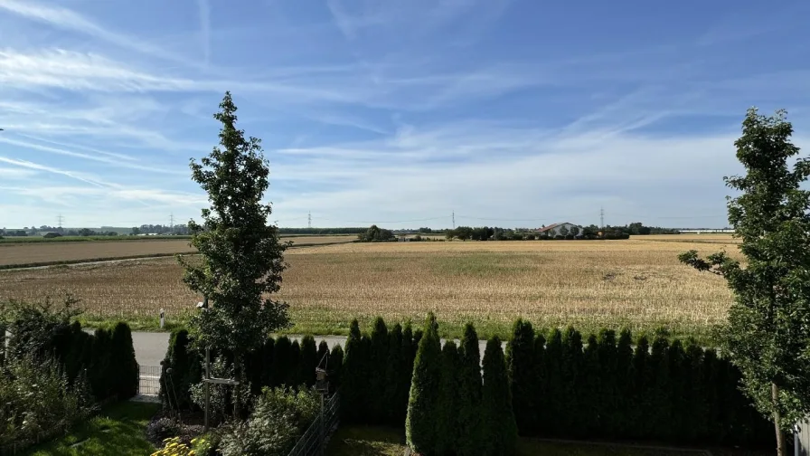 Blick vom Balkon Richtung Sueden