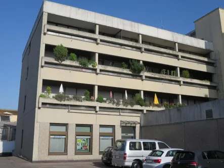 Aussenansicht - Wohnung kaufen in Augsburg - Für Kapitalanleger in Hochzoll: 3-ZKB Wohnung mit West-Balkon und TG-Stellplatz