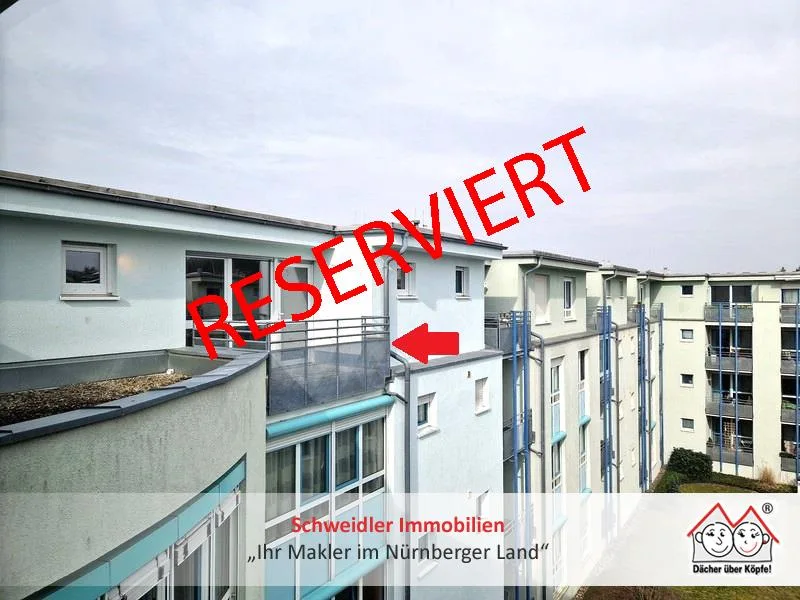 Außenansicht - Wohnung kaufen in Neunkirchen am Sand - Sonnig und bezugsfrei: Frisch renoviertes Seniorenapartment mit Balkon in Neunkirchen am Sand