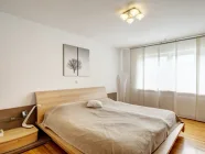 Schlafzimmer 1 l EG