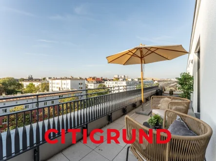 Dachterrasse I Beispiel Möblierung - Wohnung kaufen in München - Neuhausen/Zentrale Citylage - Helles Penthouse mit weitläufiger Sonnenterrasse und modernem Ambiente