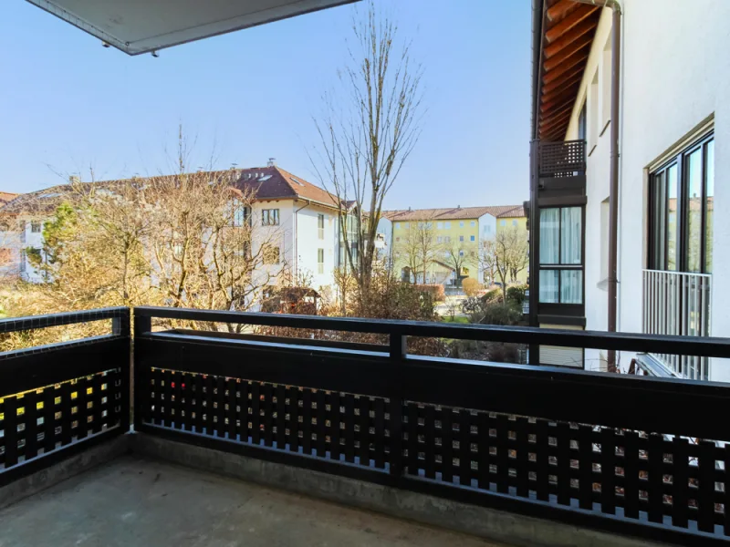 Ausblick Balkon I Innenhof