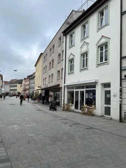 Fußgängerzone Freising - Laden/Einzelhandel mieten in Freising - **Erdgeschoss-Fußgängerzone** Mit kleiner Außenbereichsnutzung in bevorzugter City-Lage von Freising