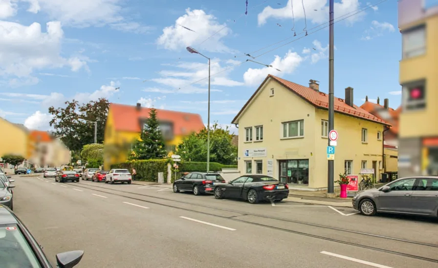 Hausansicht - Haus kaufen in Göggingen - GEPFLEGTES EINFAMILIENHAUS MIT SEPARATEM BÜROTRAKT