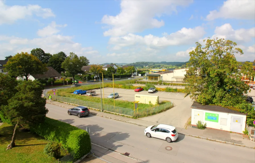 Ausblick - Büro/Praxis mieten in Diedorf - VIELSEITIGE GEWERBEFLÄCHE IN DIEDORF