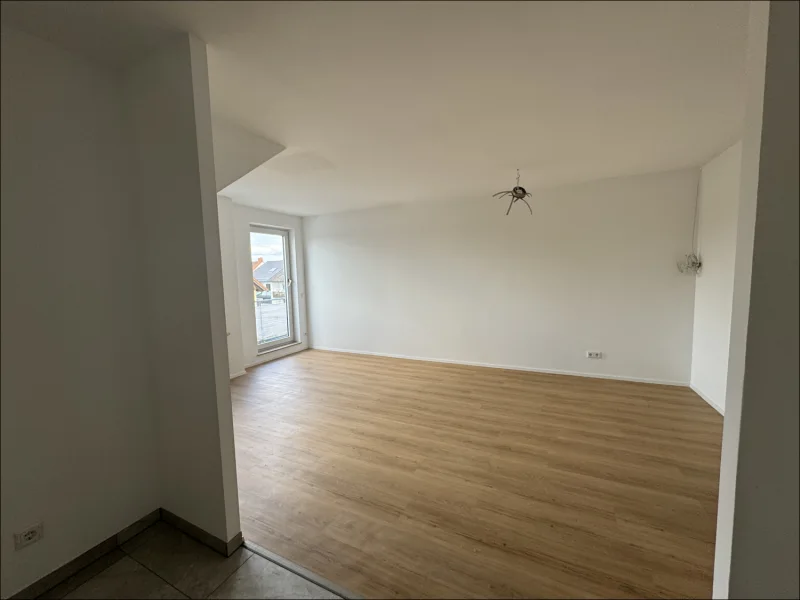 Wohn-und Esszimmer  - Wohnung kaufen in Mainaschaff - Wohn- und Gewerbeeinheiten in Mainaschaff (26 Wohneinheiten + 7 Gewerbeeinheiten und 21 Garagen)
