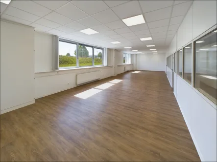 Büro - Büro/Praxis mieten in Kleinostheim - 191 m² Bürofläche provisionsfrei am Ortseingang von Kleinostheim zu vermieten