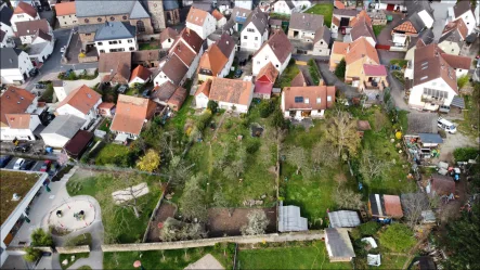  - Grundstück kaufen in Alzenau in Unterfranken / Hörstein - Attraktives Baugrundstück mit bestehendem Altbau und Scheune