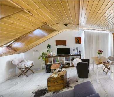 Wohnbereich - Wohnung kaufen in Sommerkahl - Großzügige 2,5 Zimmer Wohnung mit Blick in den Kahlgrund