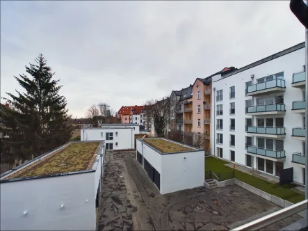 Innenhof - Wohnung kaufen in Offenbach am Main - "BS LIVING" 2 Zimmer Neubau - Eigentumswohnung mit Aufzug in Offenbach