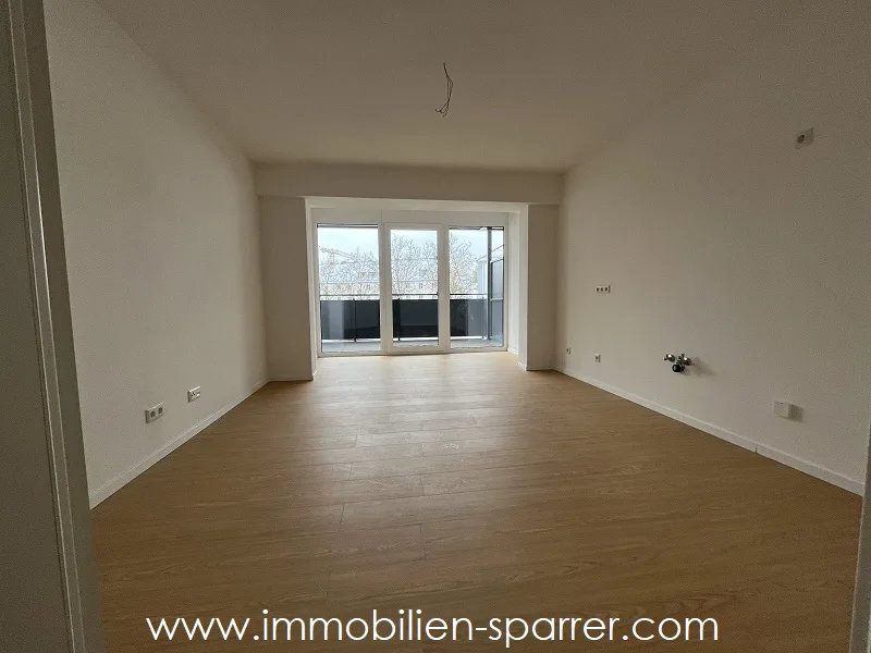  - Wohnung mieten in Weiden - HELLE 2,5-ZIMMER-WOHNUNG MIT BALKON, NÄHE KLINIKUM