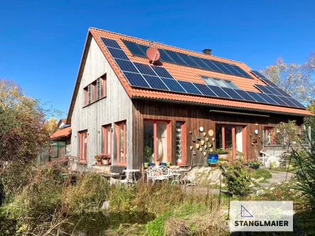 Hausansicht - Haus mieten in Wolfersdorf - Toller Ausblick! Herrliches Einfamilienhaus mit grünem Garten in ruhiger Lage