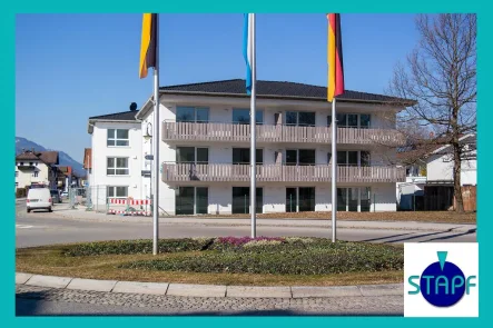 Bild1 - Wohnung mieten in Füssen - Stapf Immobilien - Große Neubau 2 1/2  Zimmer Terrassenwohnung in Füssen !