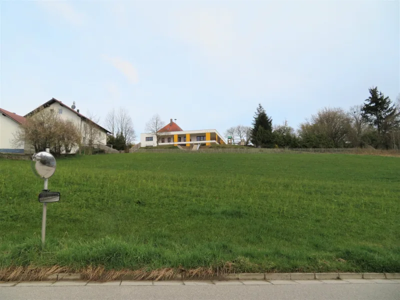 Ansicht - Grundstück kaufen in Velden - Provisionsfreier Verkauf - Großes Baugrundstück in ländlicher Ortschaft