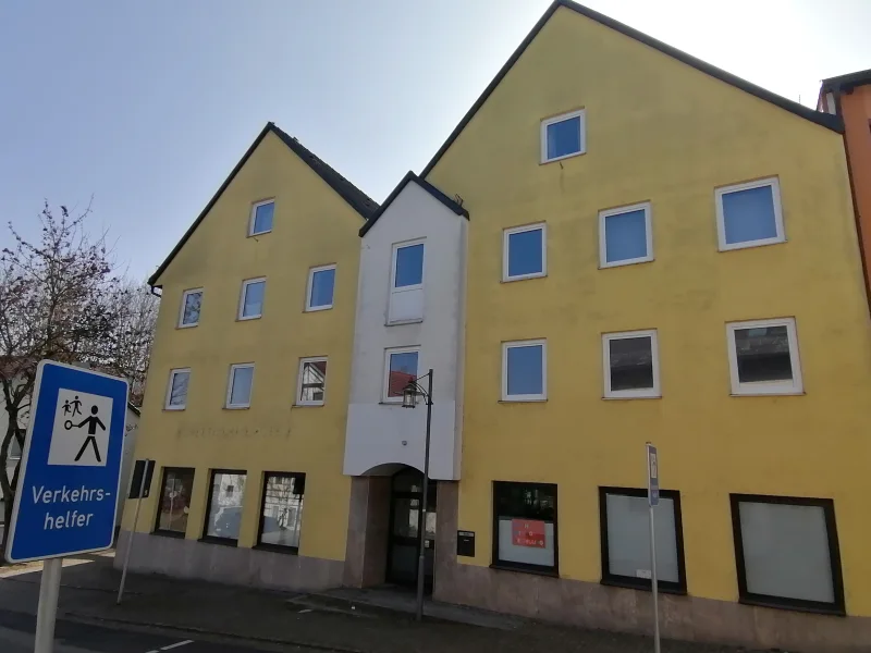 Straßenansicht - Büro/Praxis mieten in Altfraunhofen - Zentral gelegene Büro-/Praxis- oder Kanzleiräume 