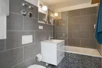 Modernes Badezimmer