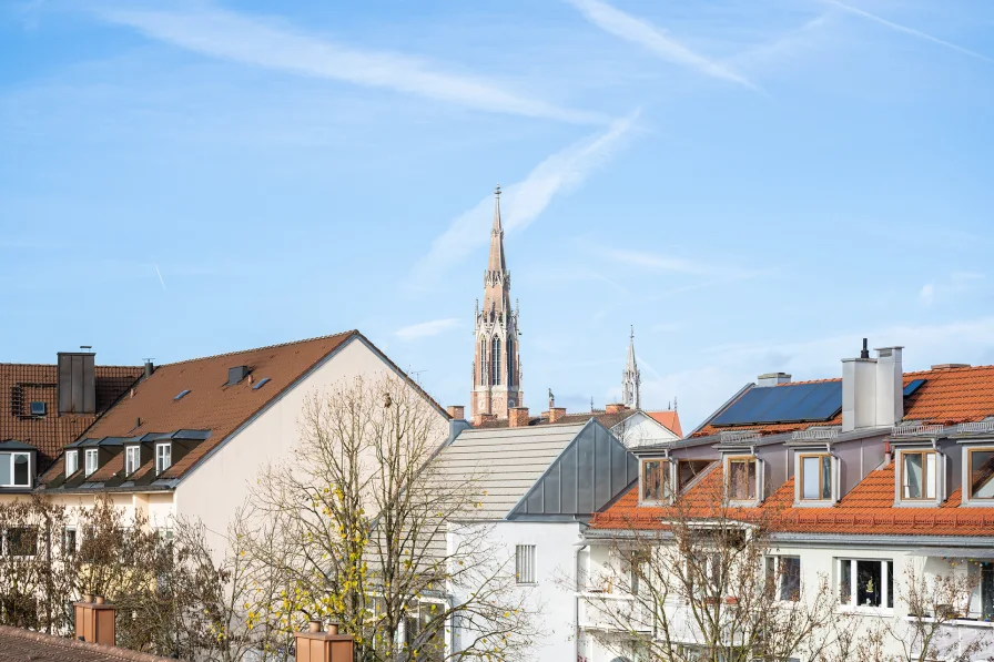 Weitblick Obergiesing - Wohnung kaufen in München - Attraktive 2-Zimmer-Dachgeschosswohnung mit  effizientem Schnitt & sonniger Terrasse in Obergiesing