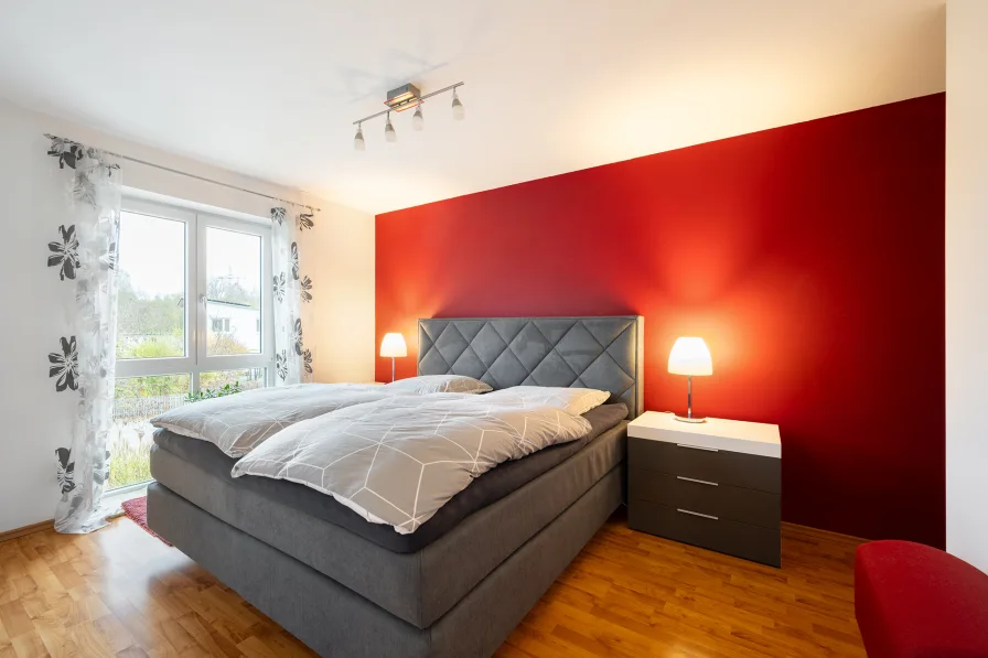 Schlafzimmer mit Ankleide