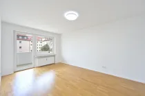 Schlafzimmer mit Balkon