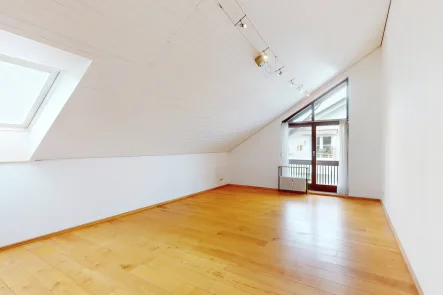 Helles Wohnzimmer - Wohnung kaufen in München - Reizvolle Kapitalanlage in Solln: Wohnen auf 2 Zimmern & Arbeiten im Hobbyraum – 98 m² Gesamtfläche