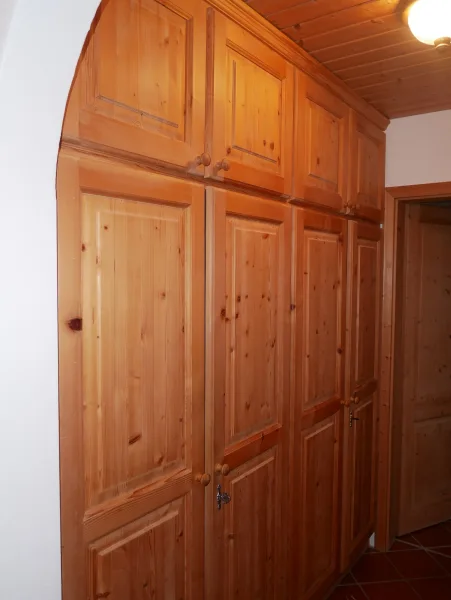 Einbauschrank