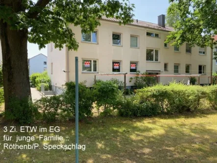 EX 1 Eingang - Wohnung kaufen in Röthenbach a d Pegnitz - Sehr schöne, junge u. moderne 3 Zi. ETW im EG eines 4FamHs. - ideal für jg. Leute, mit gr. Keller u. 2 Stellpl.i.F.
