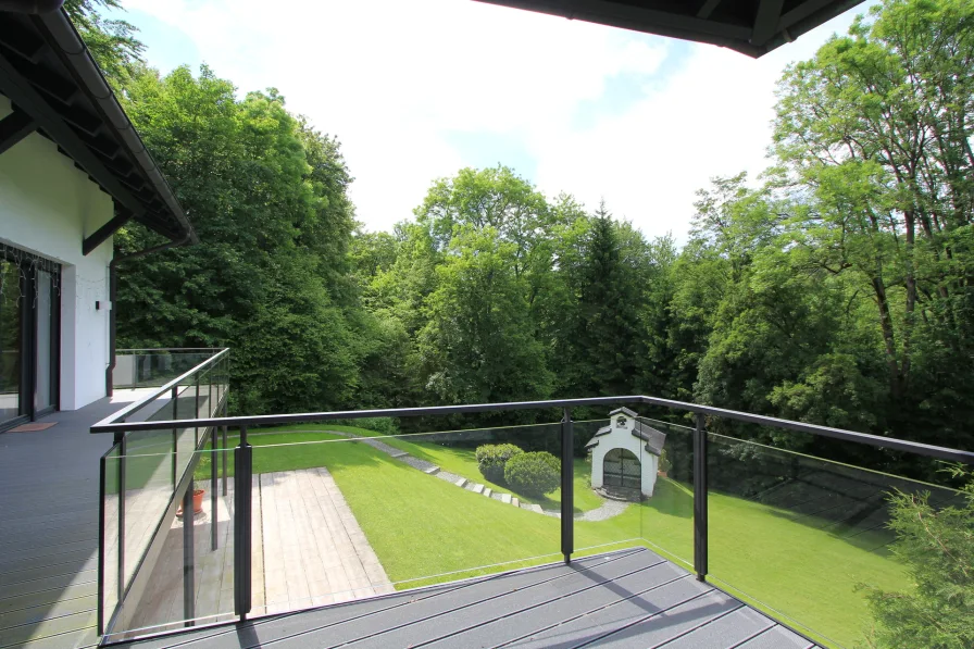 Garten - Haus mieten in Grünwald - Leben an der Isar - Villa in einzigartiger Lage