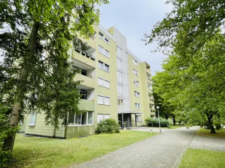 Wohnanlage - Wohnung kaufen in Germering - 3 Zimmerwohnung mit Tiefgaragenstellplatz