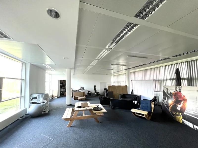 Büro 2