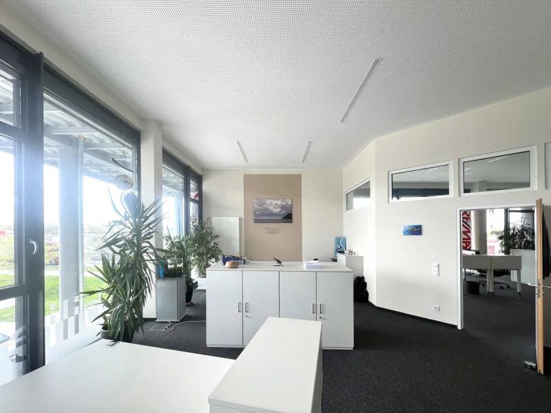 Büro 2